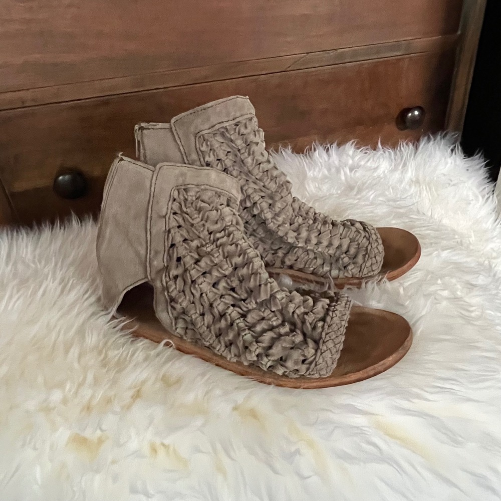 Free People Island Cruiser Woven Suede Sandals Womens 7 - Picture 1 of 11
